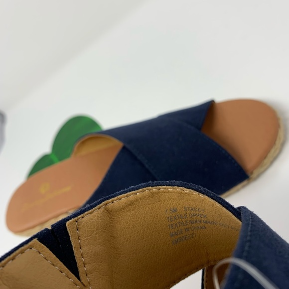 NWOT TOMMY BAHAMA Suede Cross Band Espadrille Wedge Sandals - Picture 7 of 9